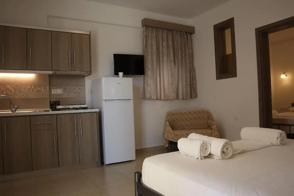 2 Bedroom Equipped Apartment Manos Sarti